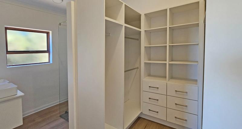 4 Bedroom Property for Sale in Stilbaai Wes Western Cape